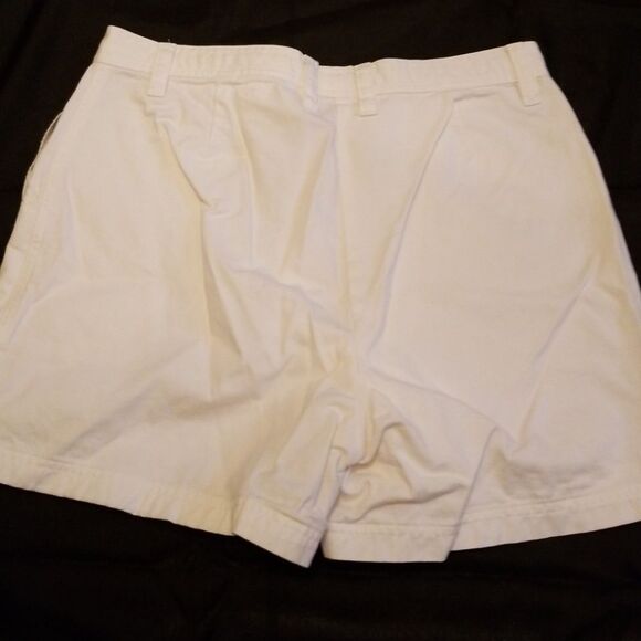 High Sierra shorts - Picture 2 of 3